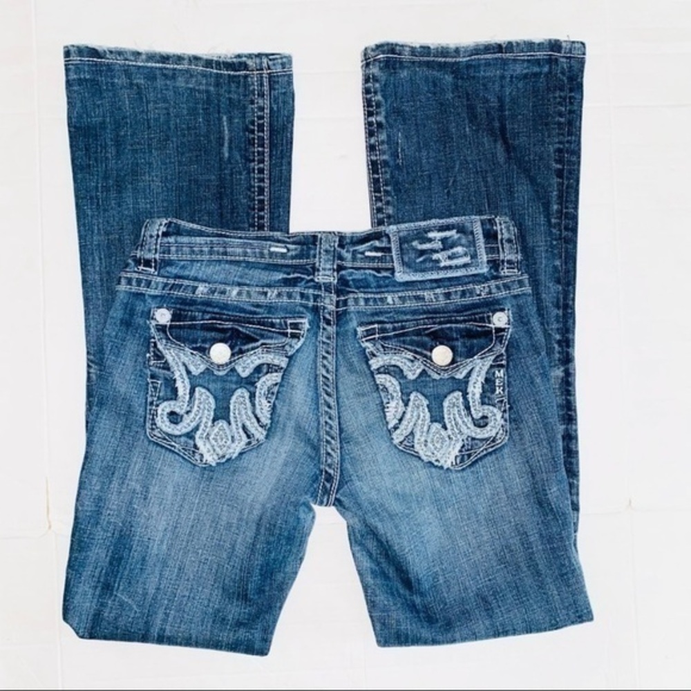 MEK Jeans.